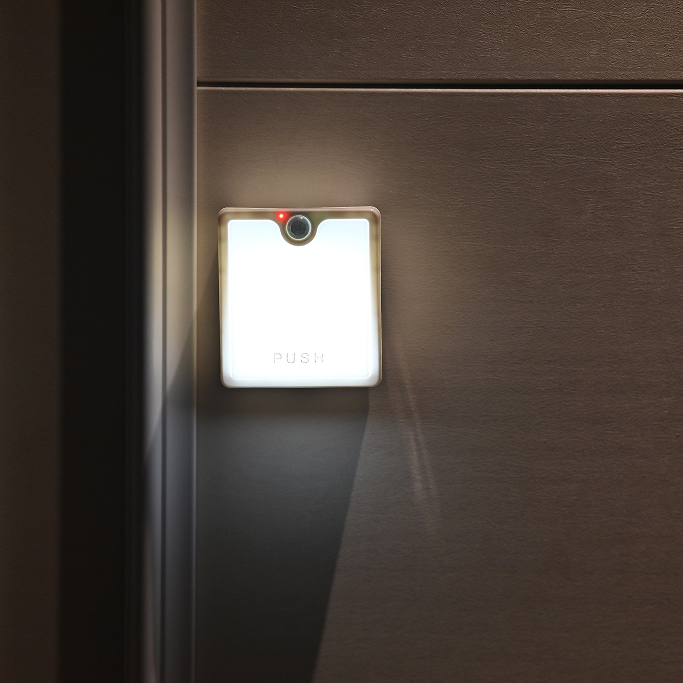 LM-H421 Push Sensor Light